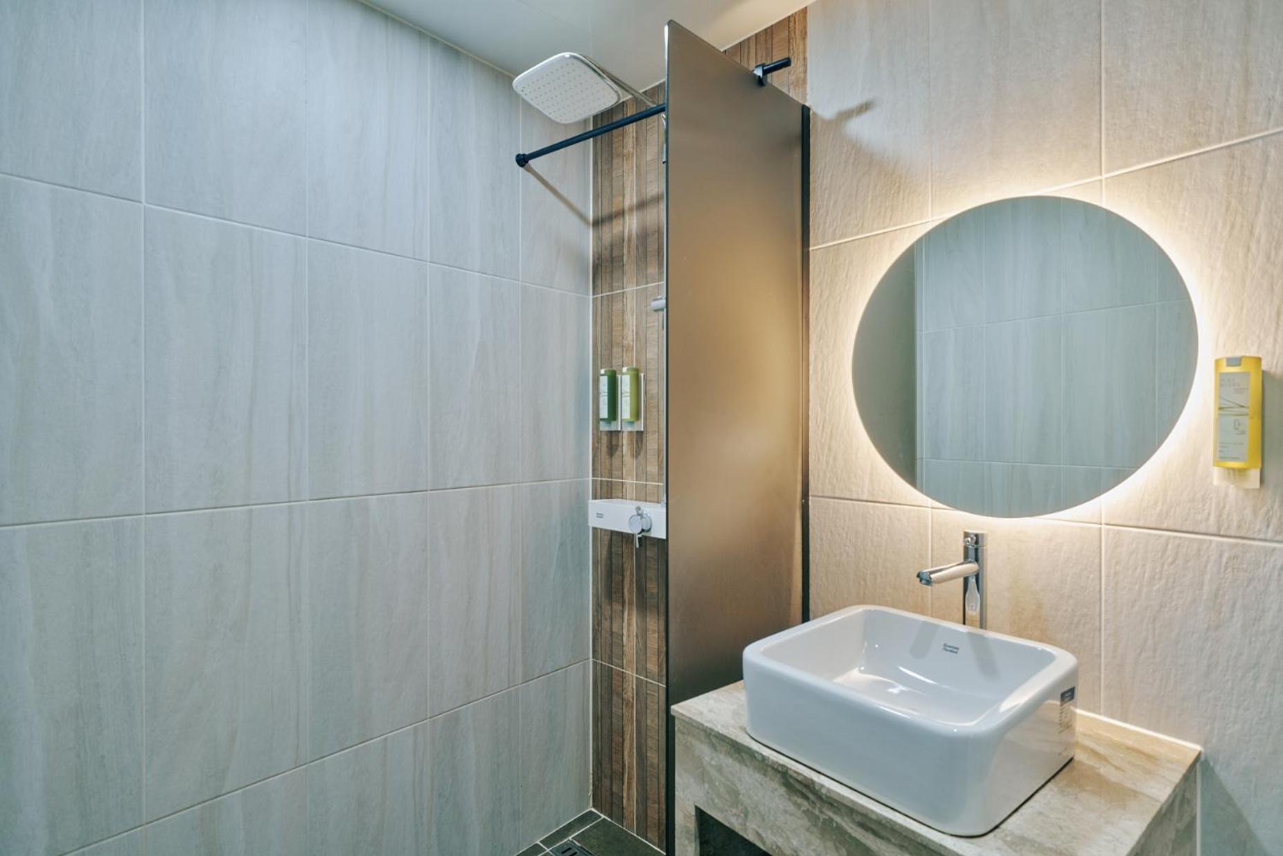 Deluxe Twin Room - No View,1670719721:JPEG