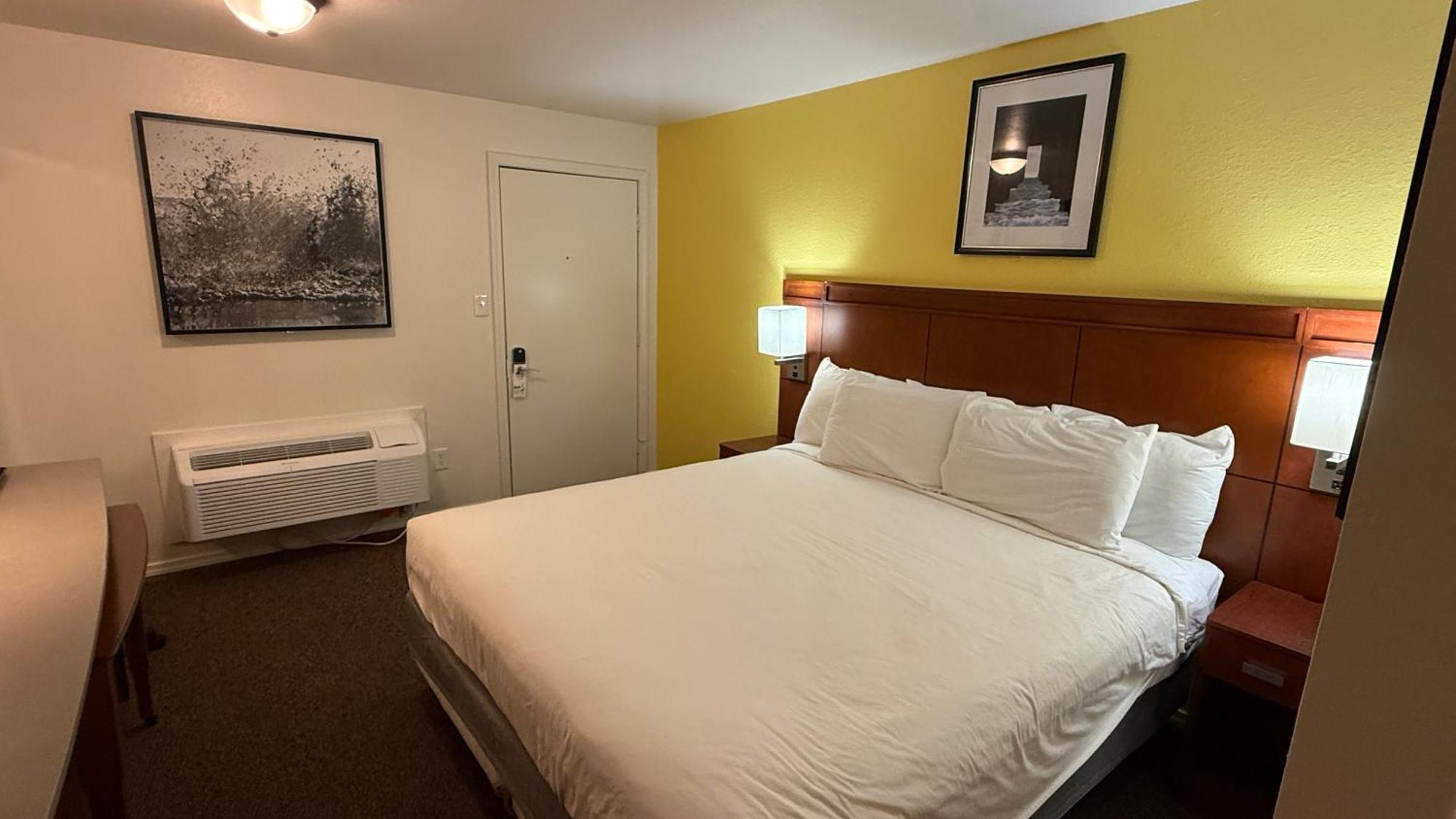 King Room,1670735489:JPEG