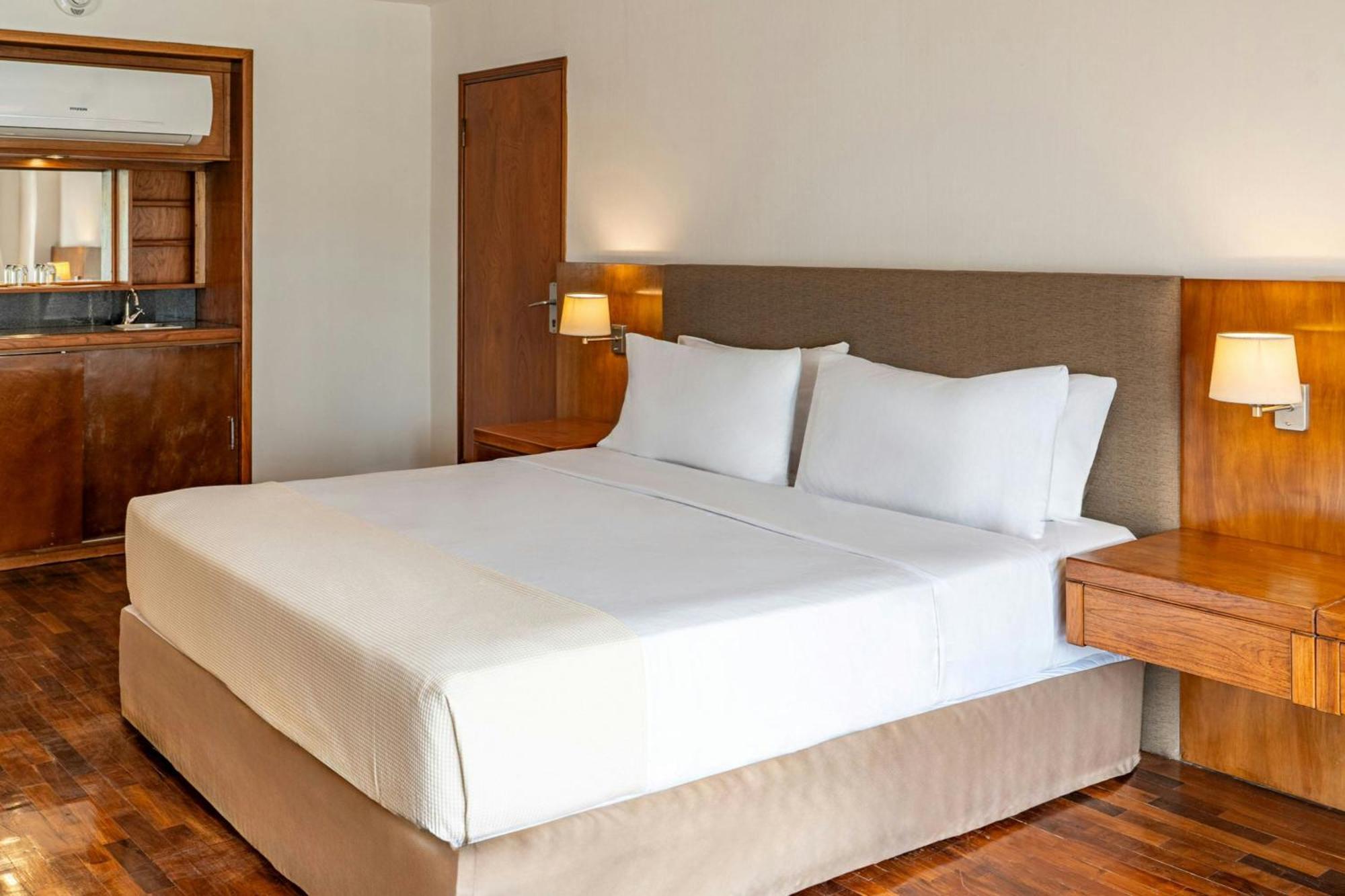 Premier King Room,1674709682:JPEG