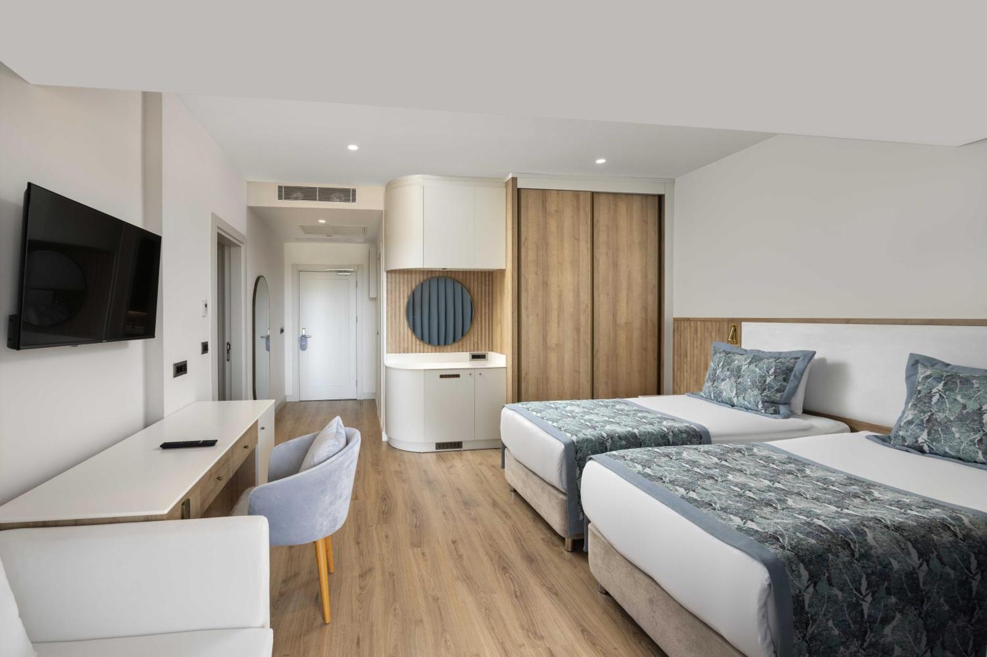 Chambre Familiale avec Terrasse
