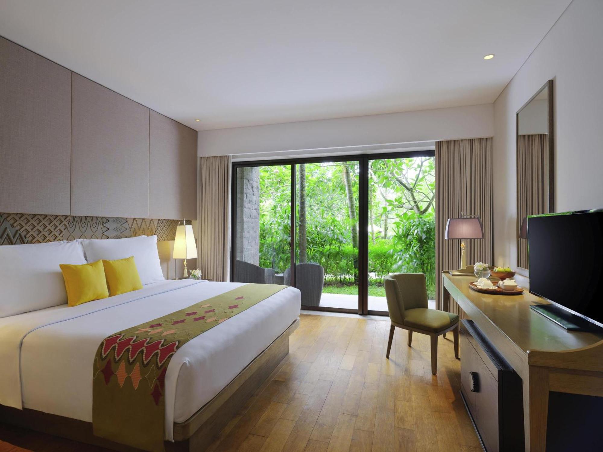 Classic King Room with Free Daily Chocolate Hours and Daily Resort Activities,1739487191:JPEG