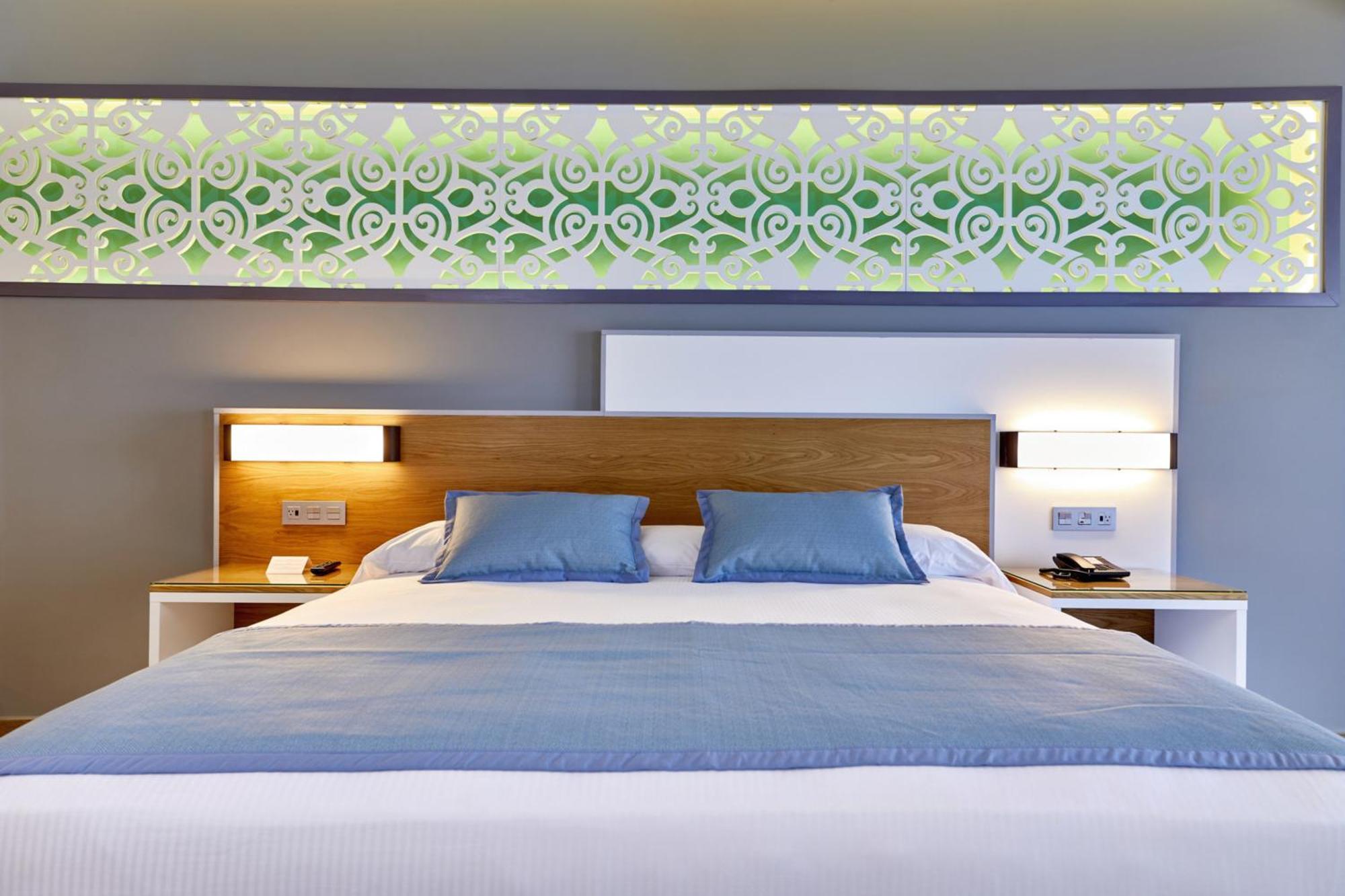 Suite with Sea View