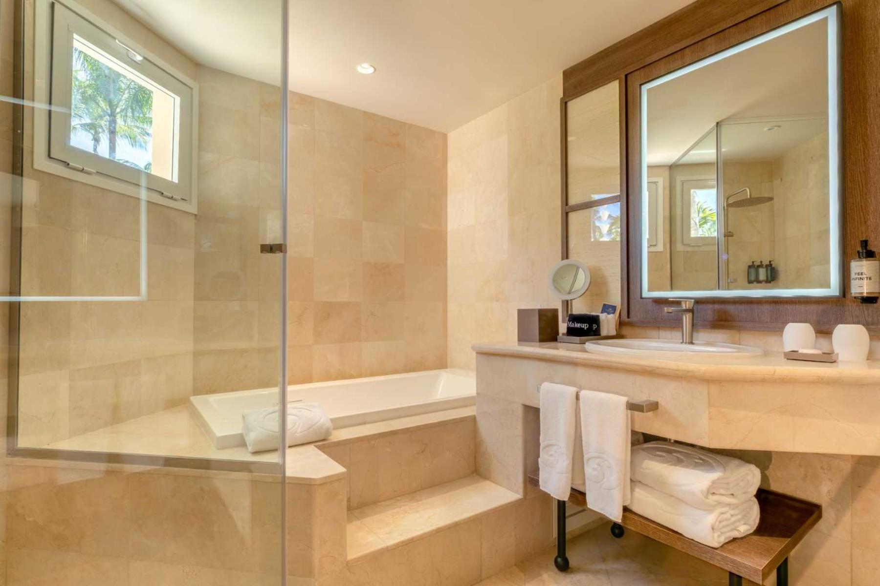 Premium Junior Suite Garden View,1742613510:JPEG