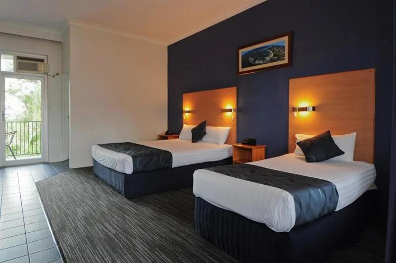 Queen Room with Two Queen Beds,1742752717:JPEG