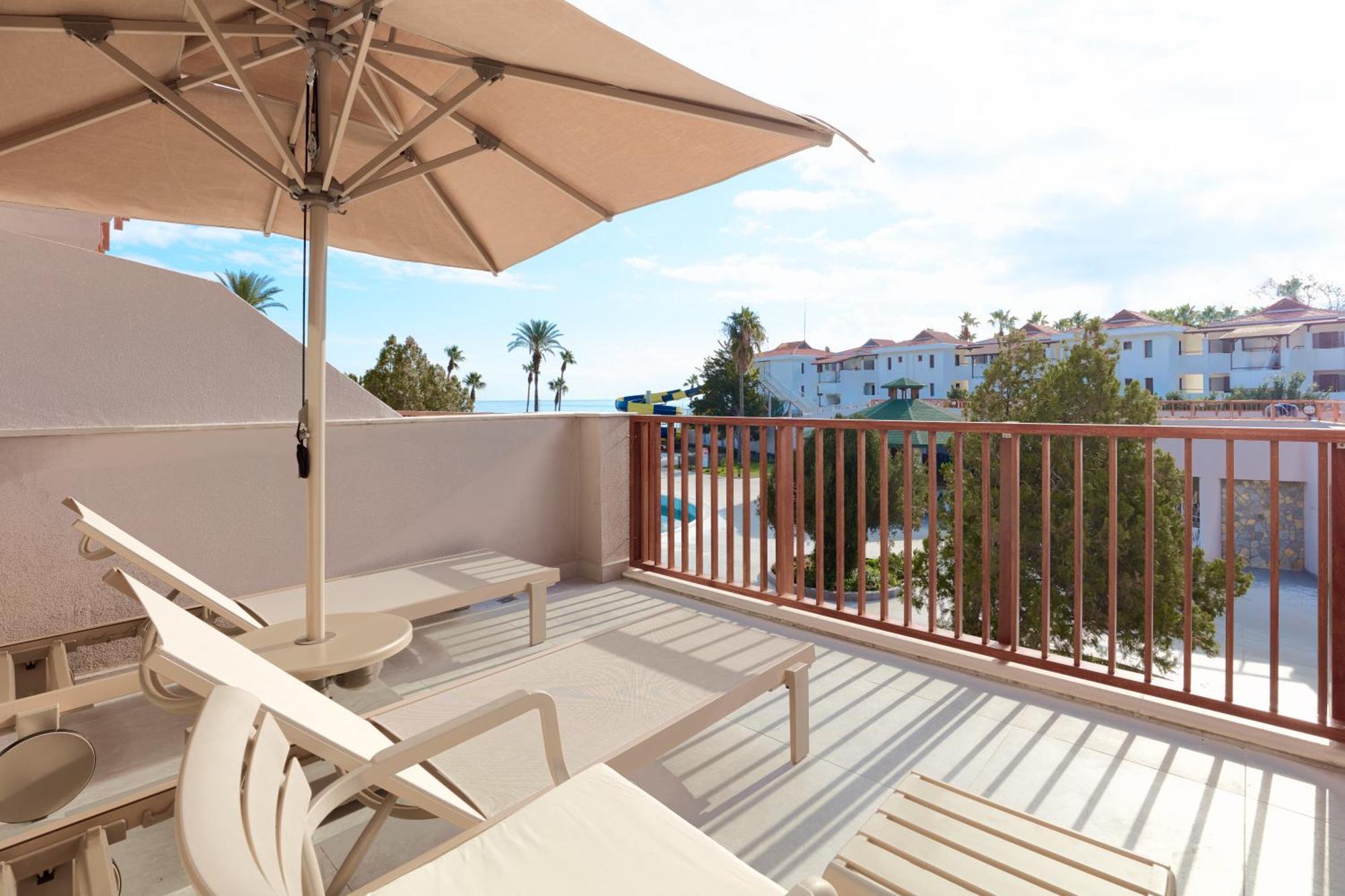 Chambre Triple avec Terrasse