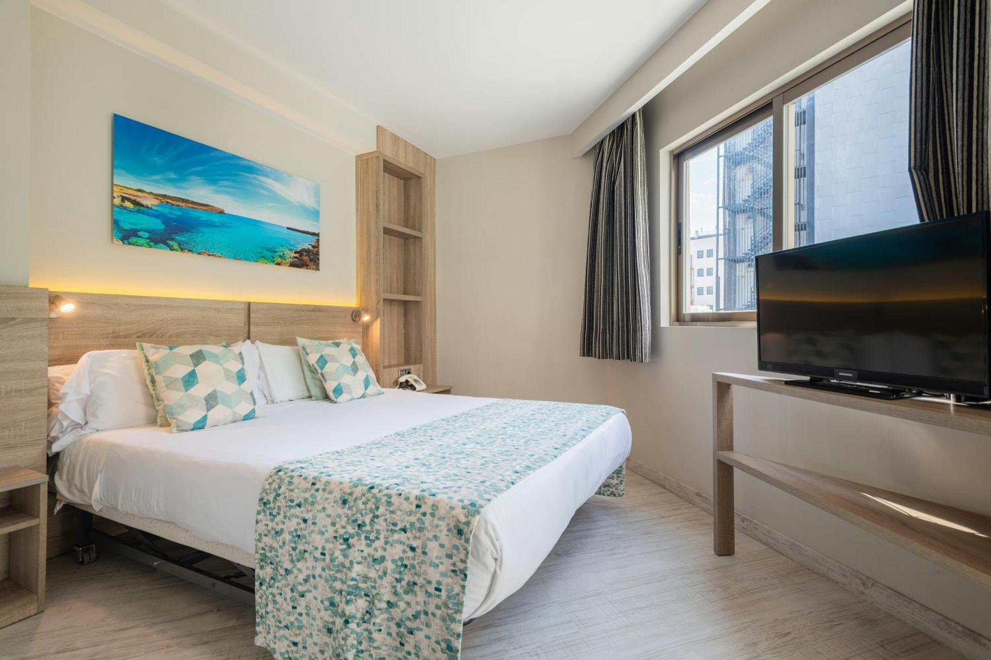 One-Bedroom Apartment Annex Building