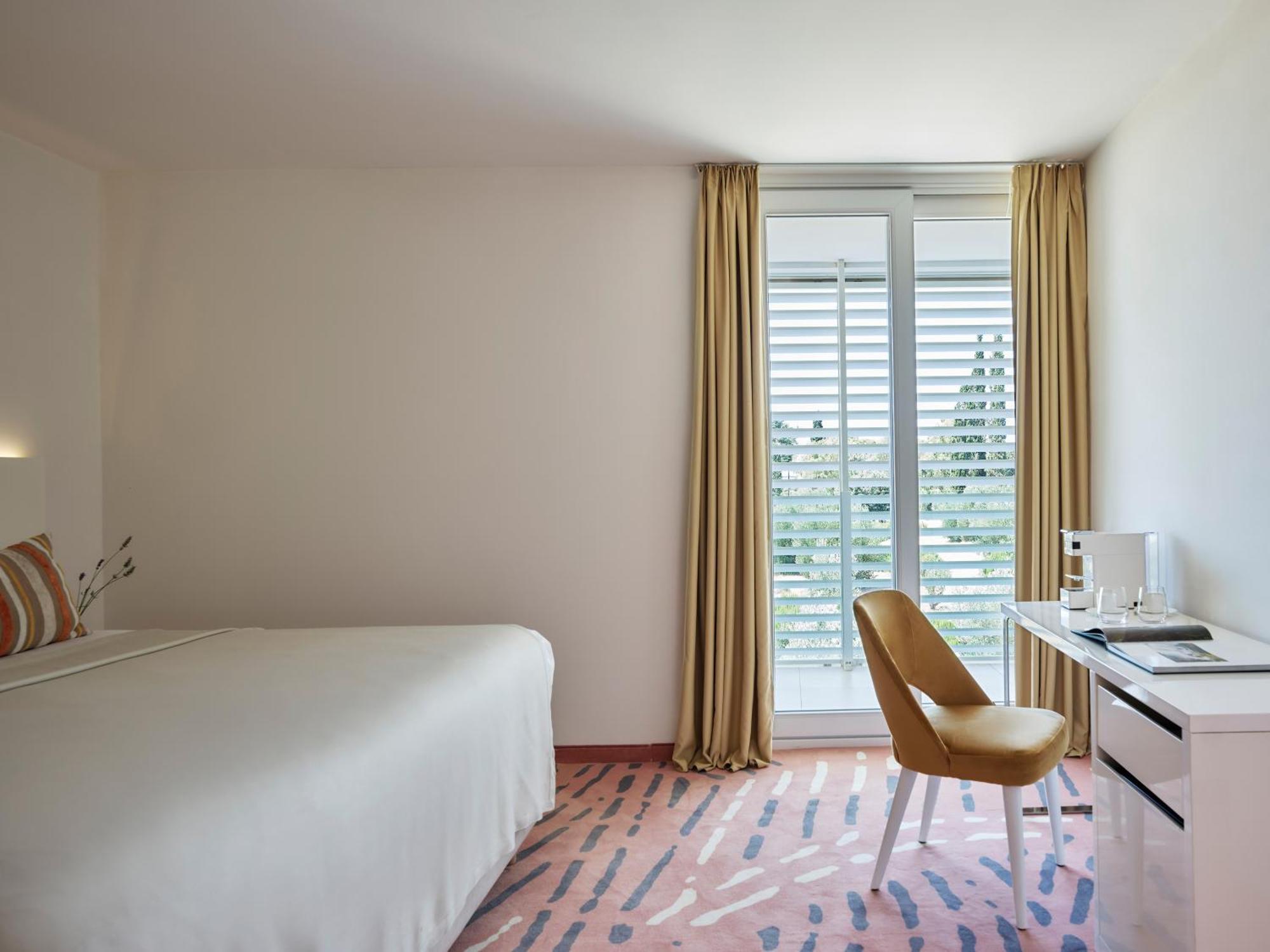 Suite with Balcony - Sea View
