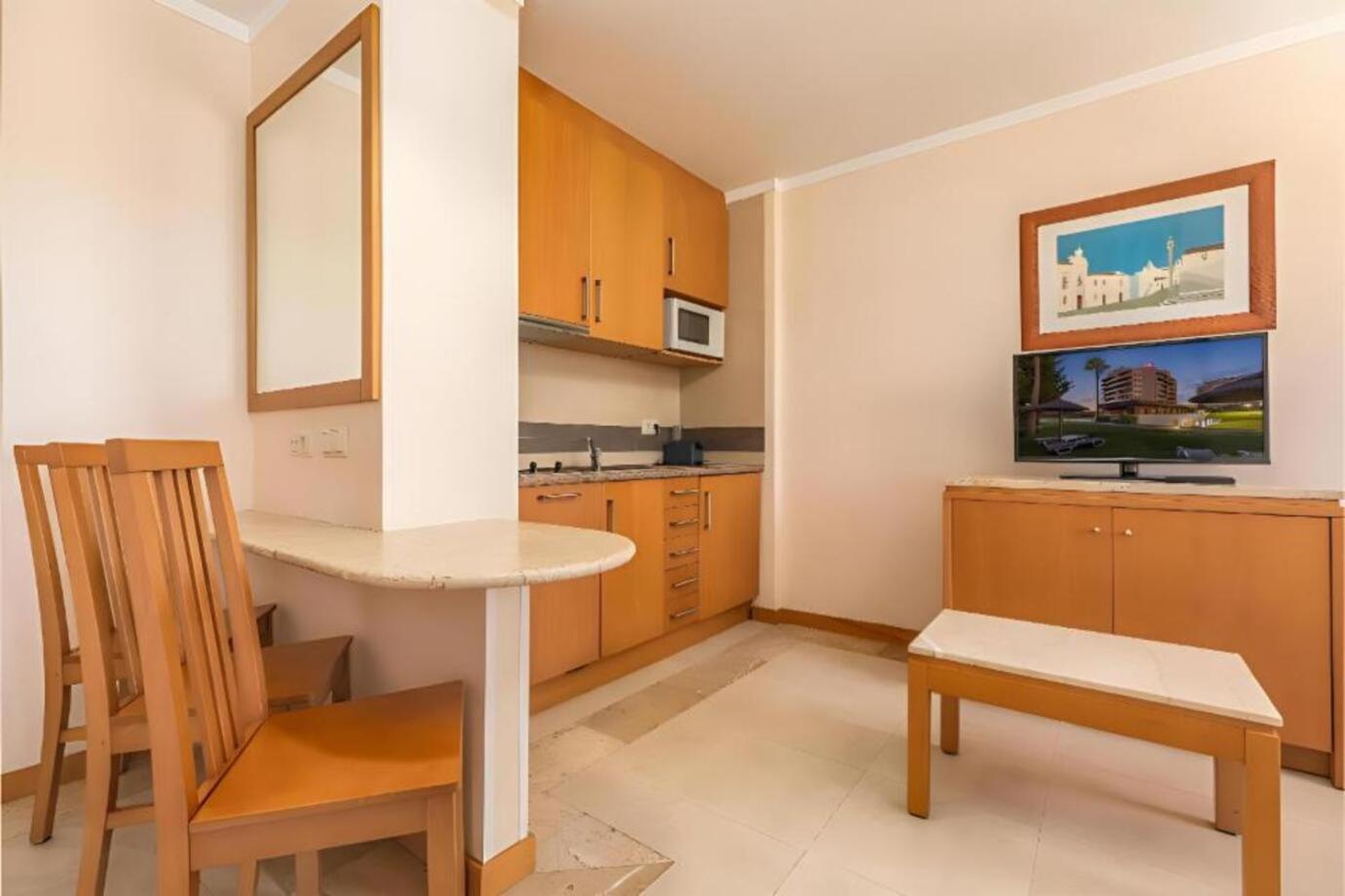 Chambre Double - Vue Partielle sur Mer.