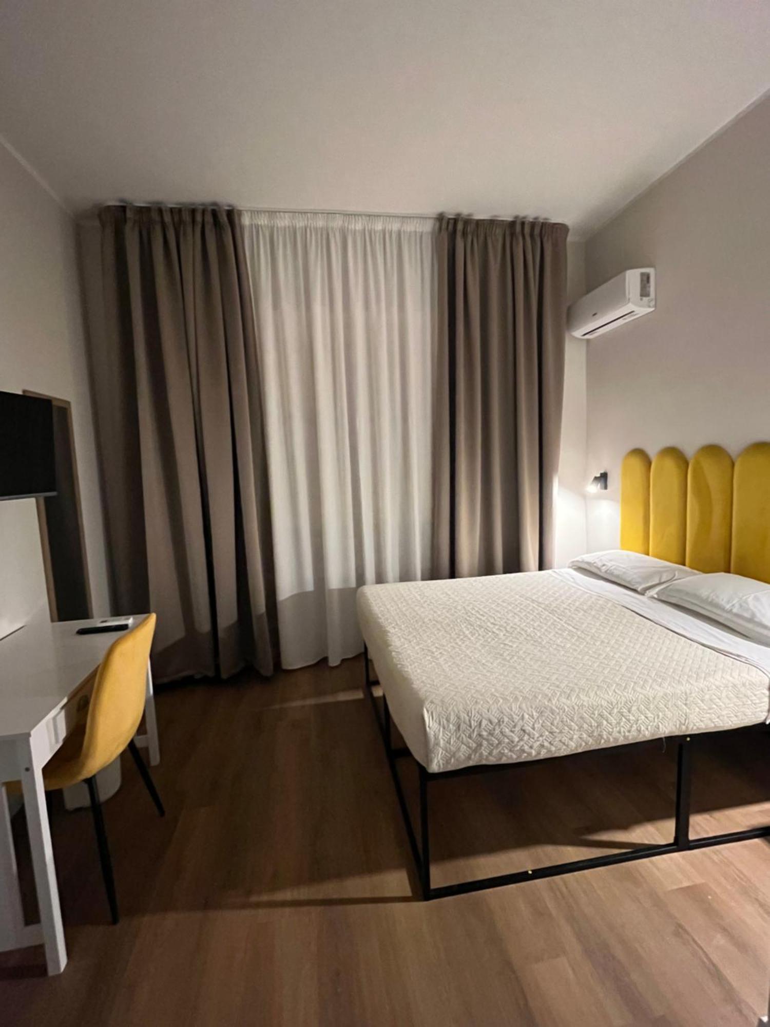 Double Room Private Bathroom