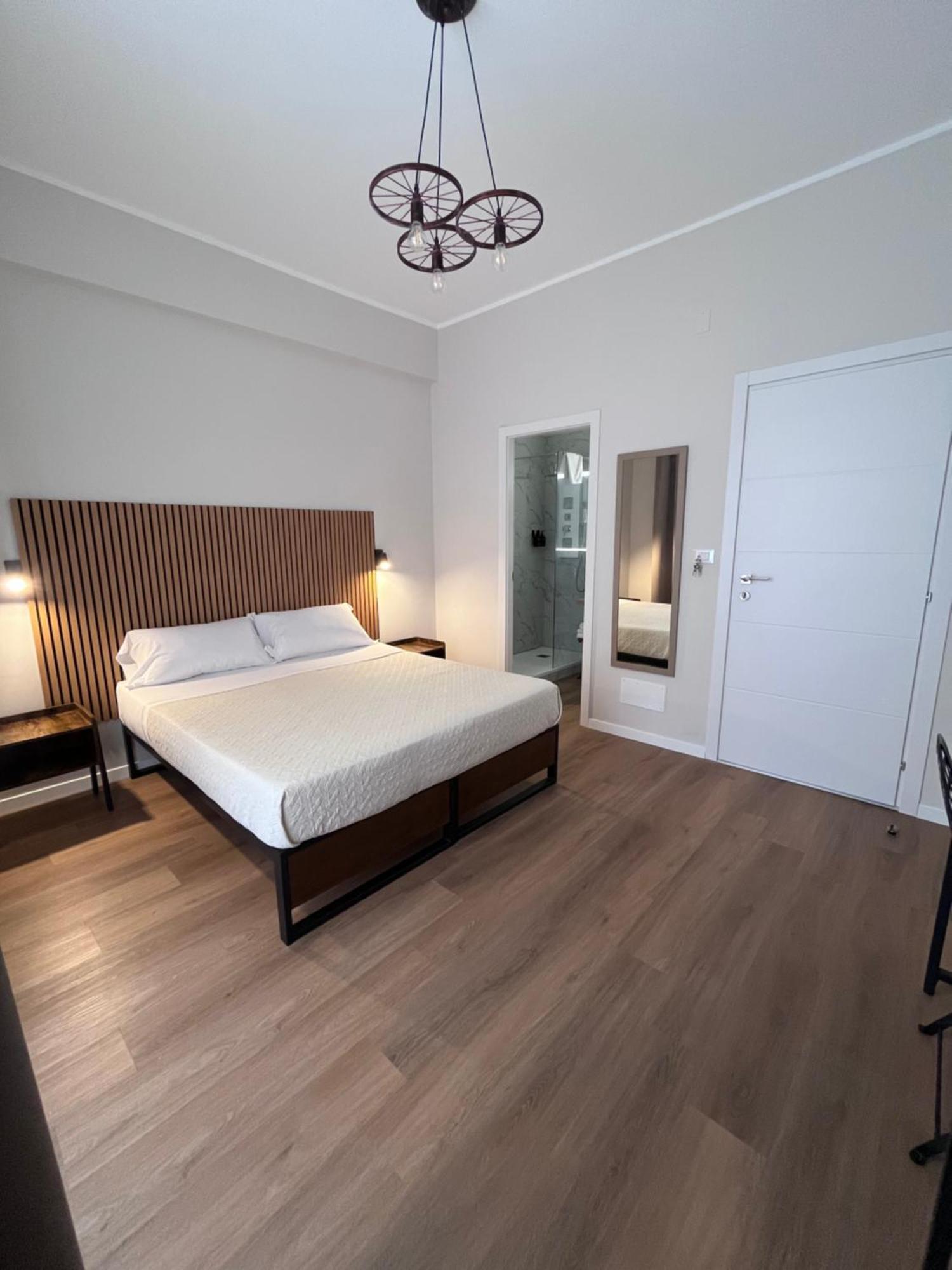 Double Room Private Bathroom