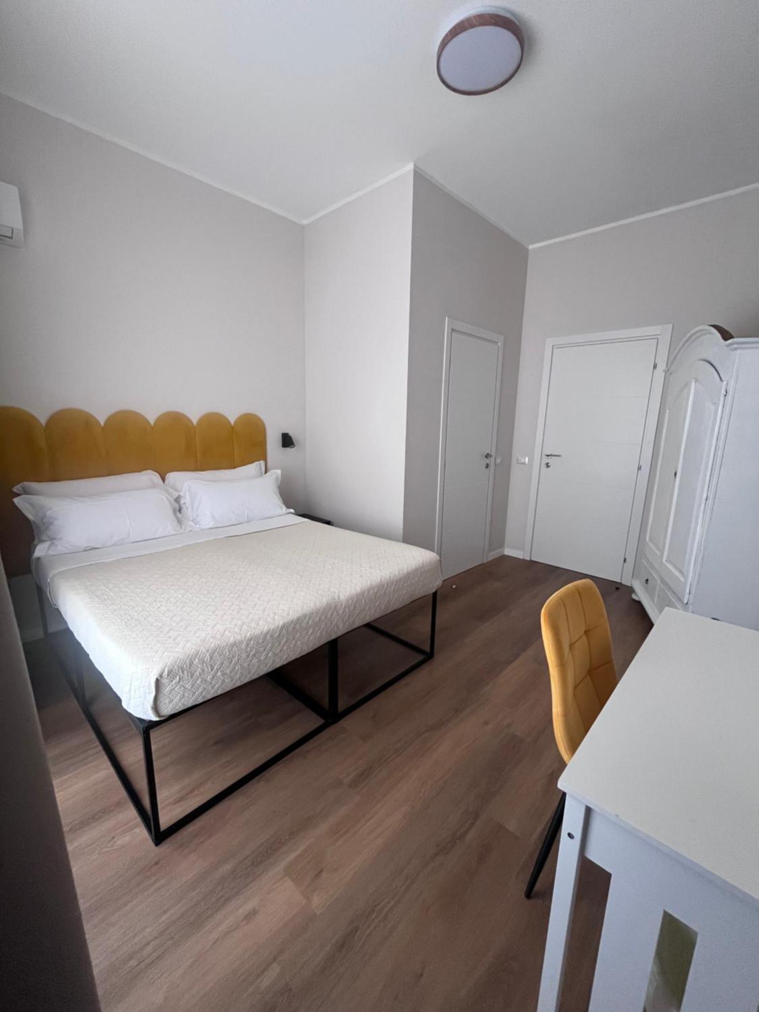 Double Room Private Bathroom