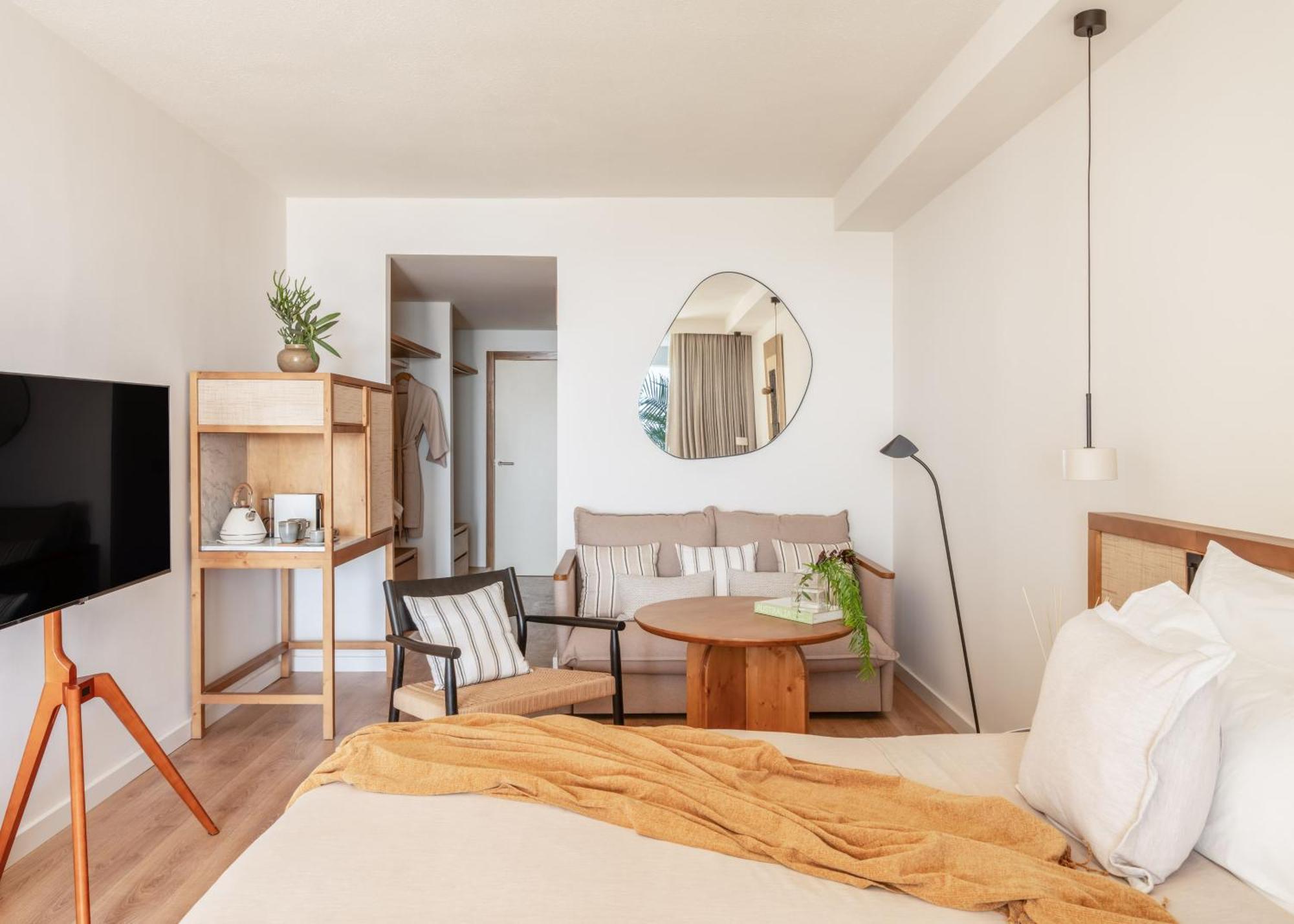 Premium Room