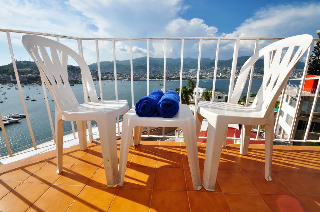 Double Room with Two Double Beds and Ocean View