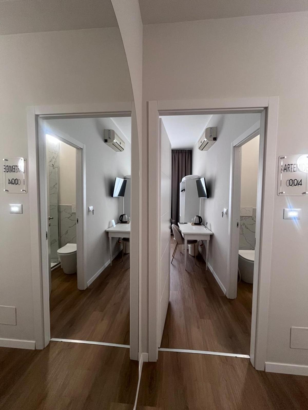 Double Room Private Bathroom