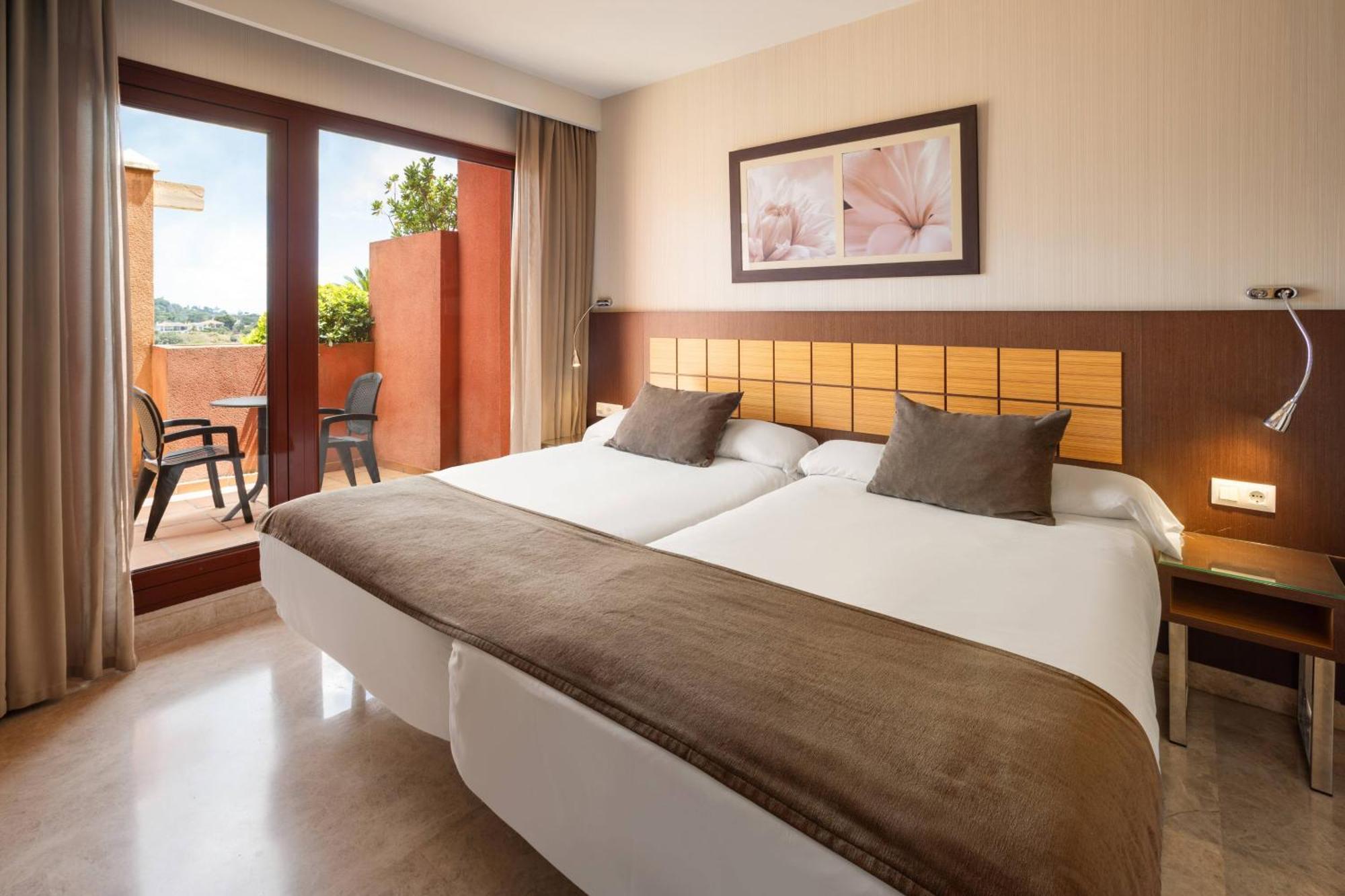 Junior Suite Side Sea View