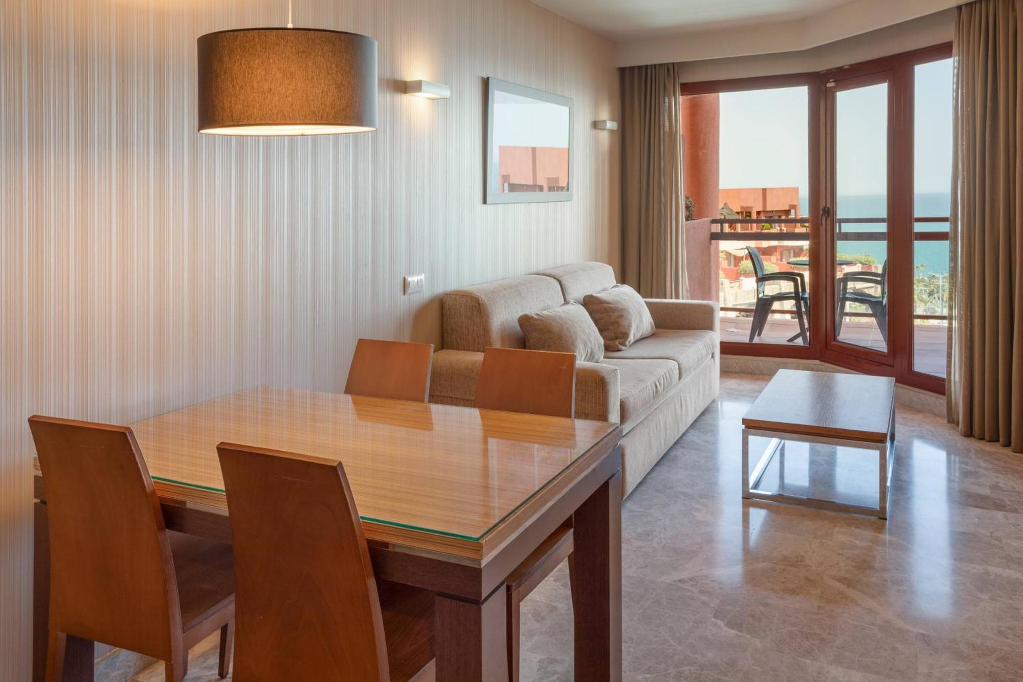 Junior Suite Front Sea View