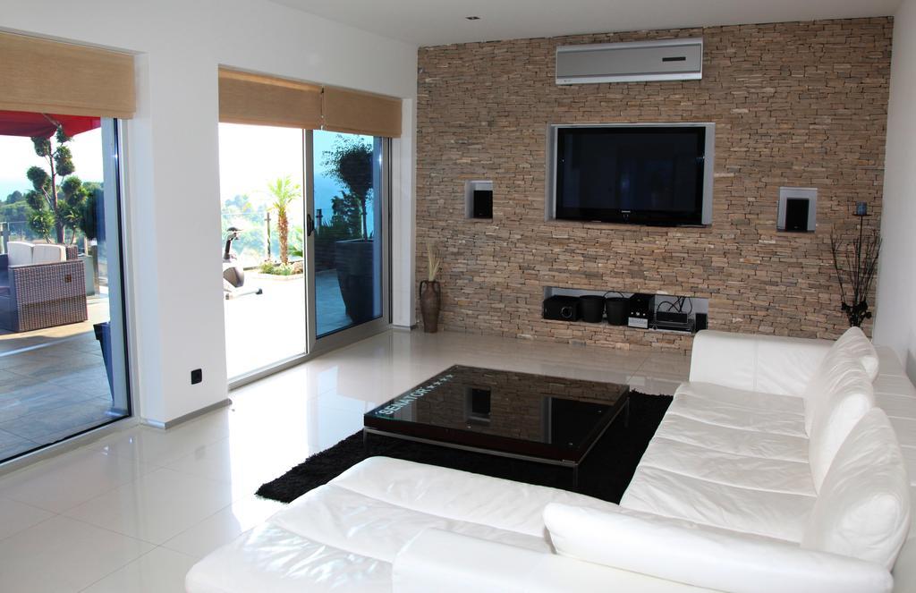 Superior Two-Bedroom Apartment with Terrace and Sea View