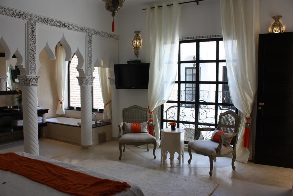 Large Double Room,825002024:JPEG