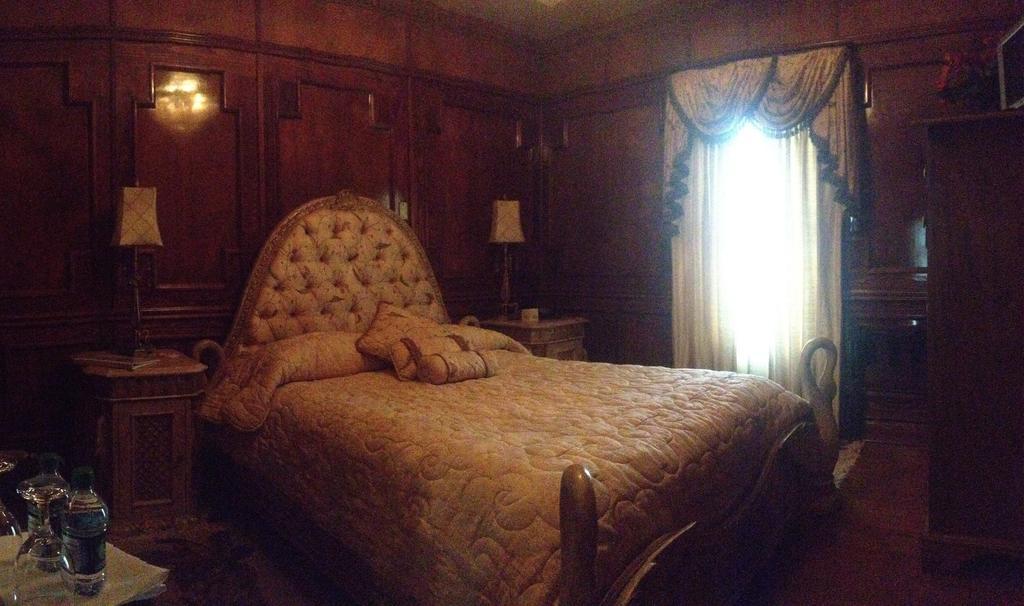 Double Room with Spa Bath,222885224:JPEG