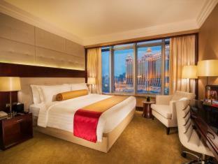 Broadway King Room