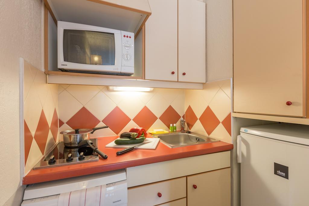 Studio with Sleeping Alcove (4 People),1544869978:JPEG