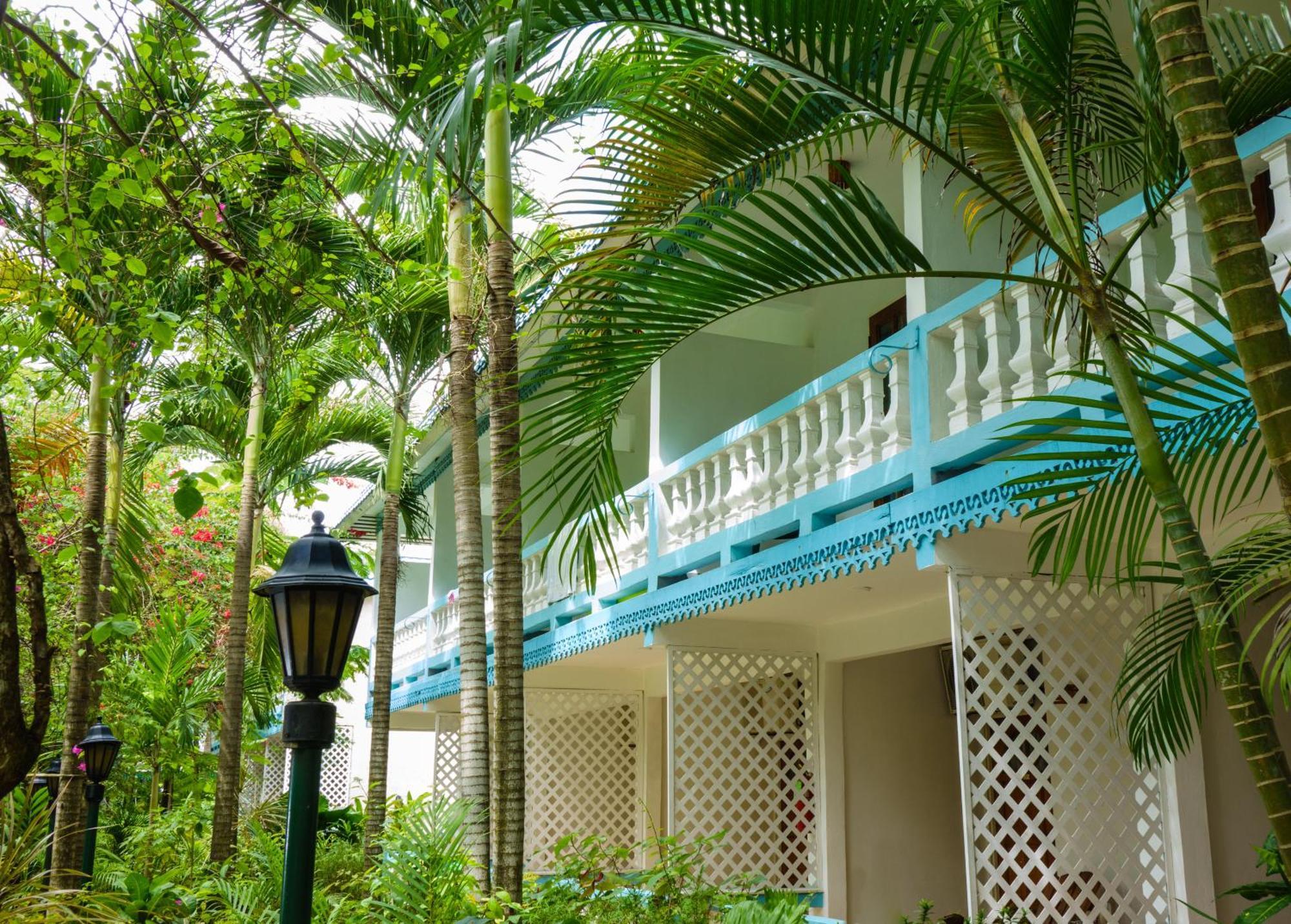 Superior King or Double Room with Garden View