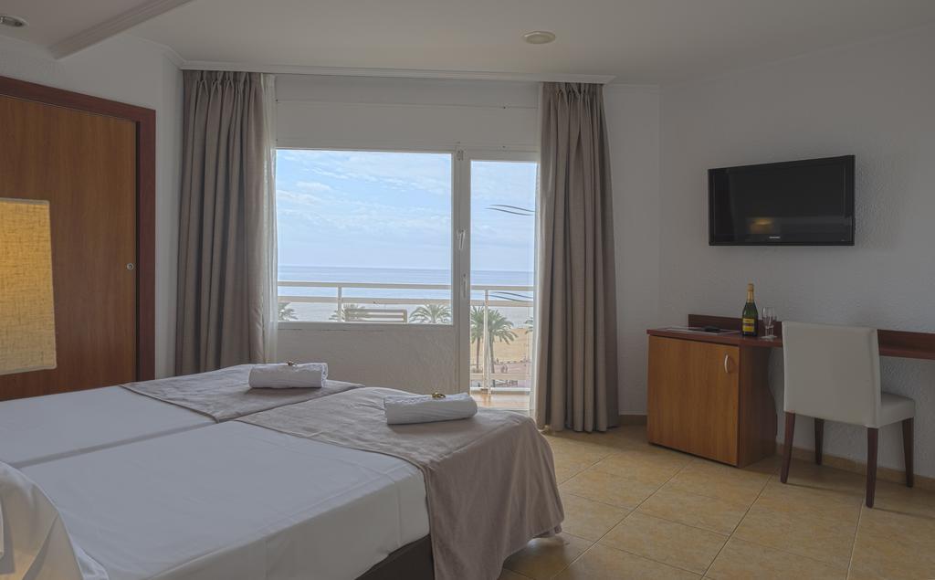 Chambre Double ou Lits Jumeaux - Vue sur Mer