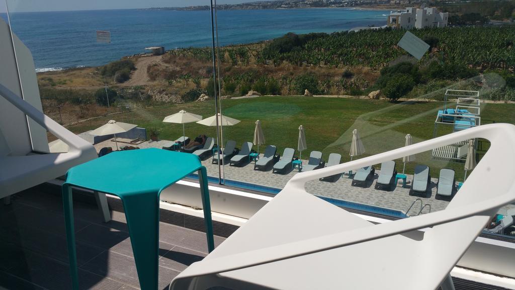Suite with Sea and Pool View,589797936:JPEG