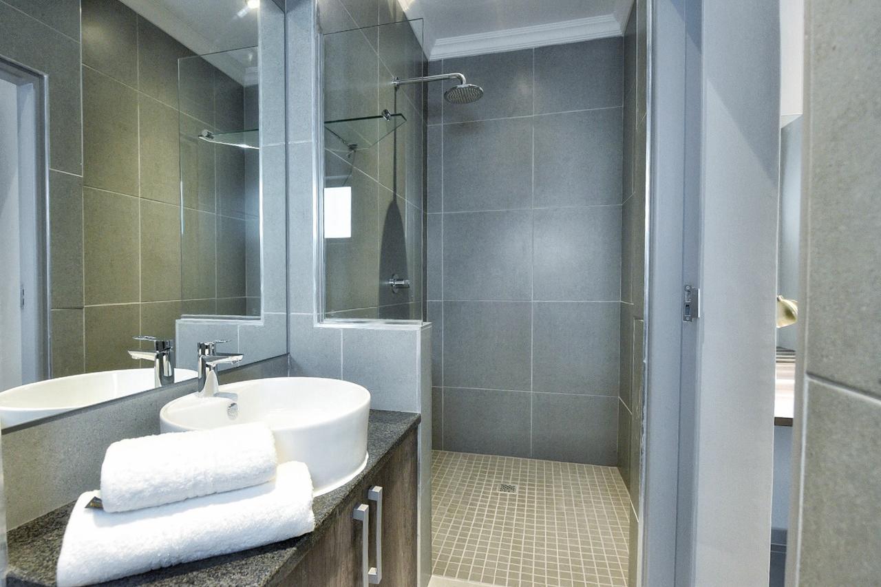 Luxury Double Room,529110132:JPEG