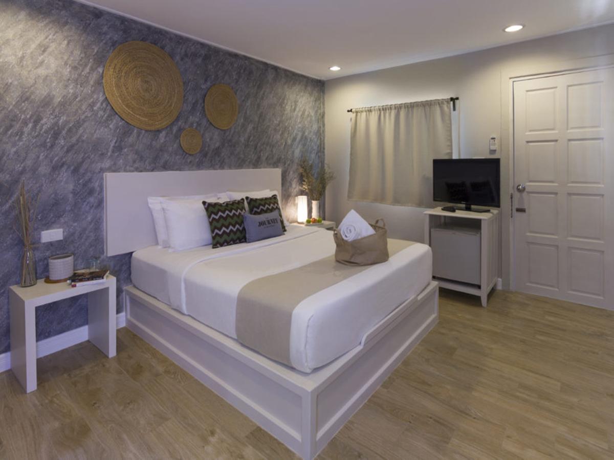 Bungalow with Garden View,531831483:JPEG