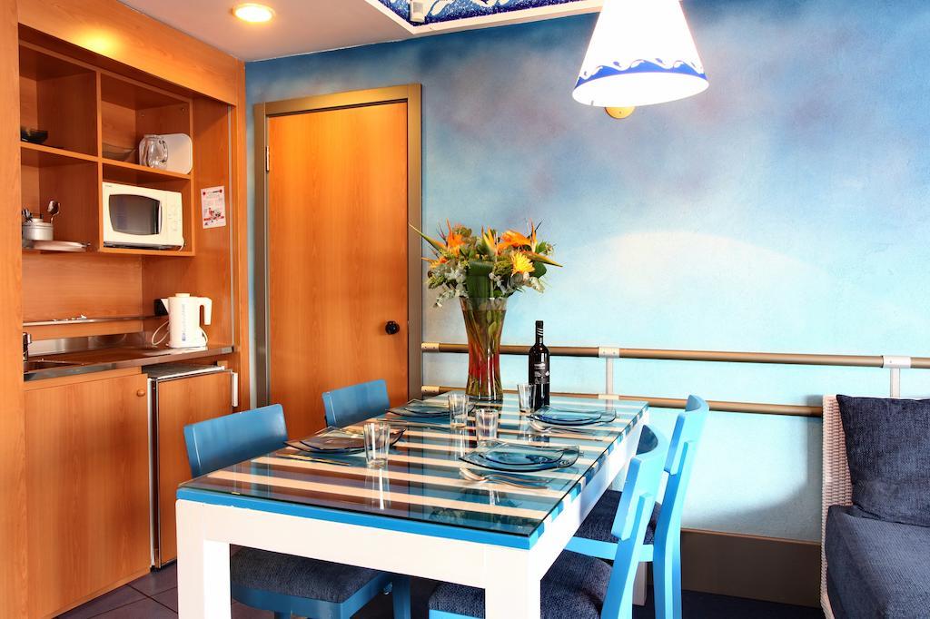 Suite Exécutive de Luxe - 2 Chambres, Grande Terrasse avec Jacuzzi + Kitchenette - 4 adultes + 1 enfant - 68m²