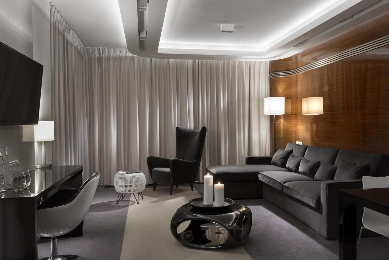 Suite with Terrace,1282436410:JPEG