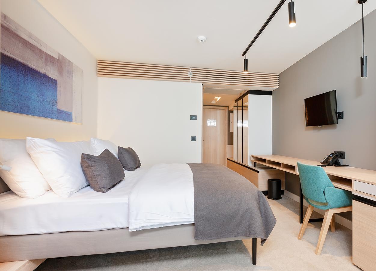Chambre Supérieure avec Balcon - Côté Mer