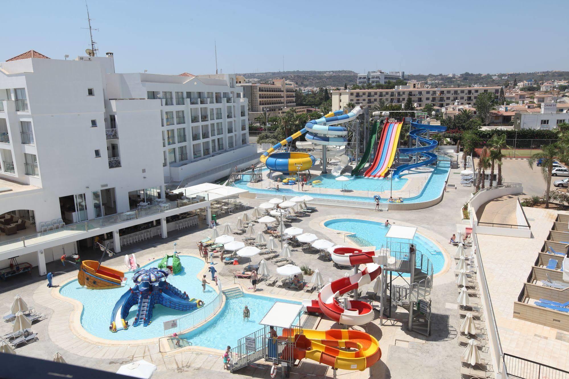 Splash Suite,1210045576:JPEG