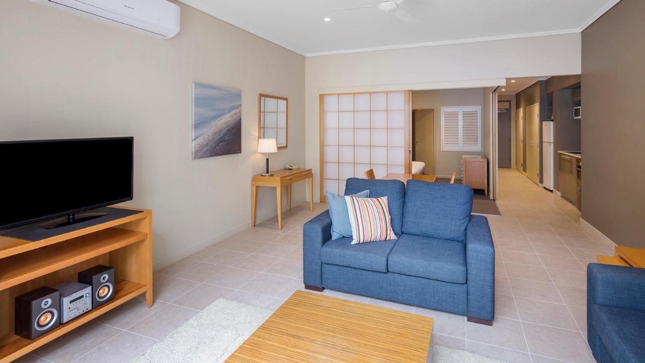 One-Bedroom Apartment with Ocean View