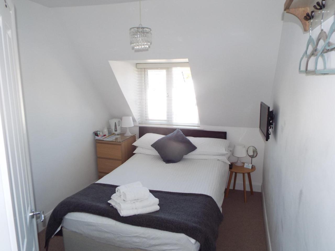 Superior Single Room,1589294450:JPEG