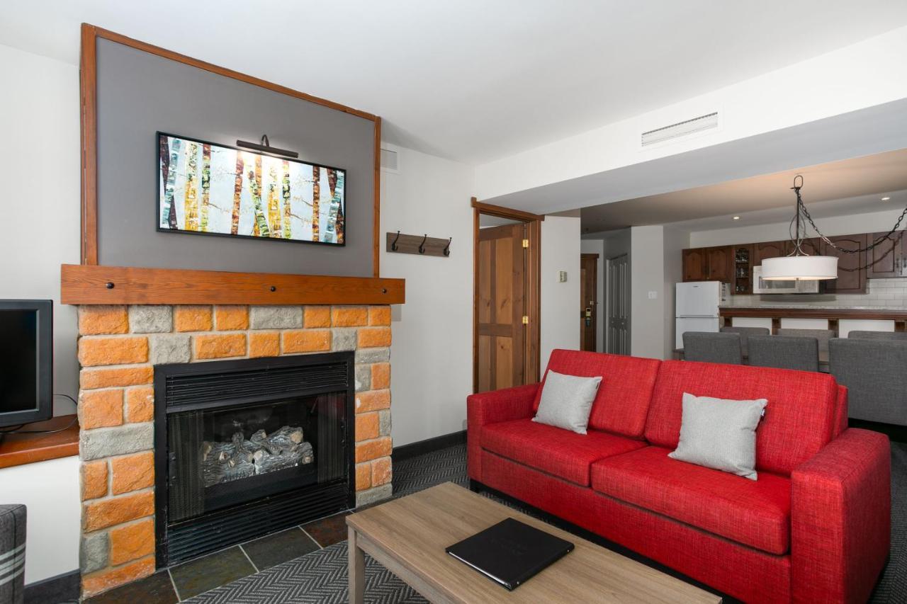Two-Bedroom Suite,747396800:JPEG
