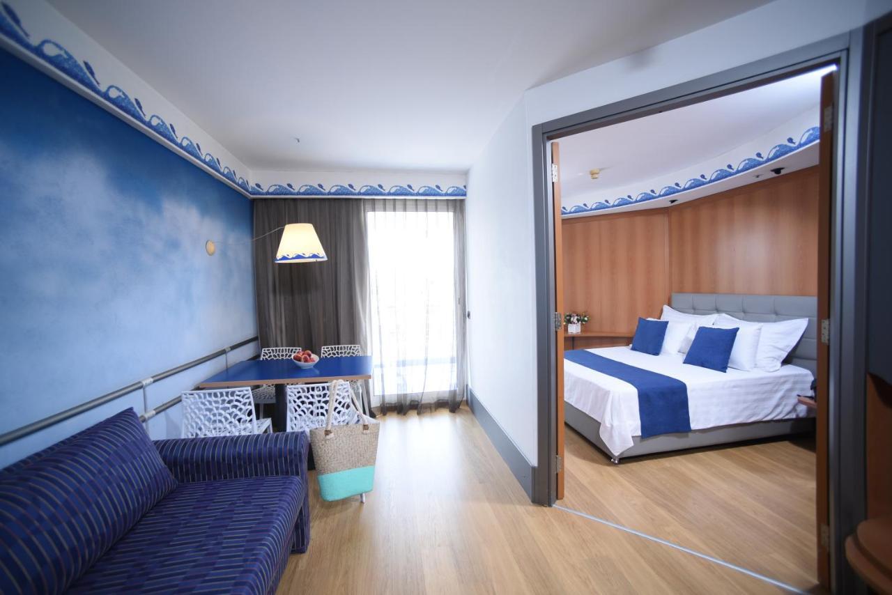 Suite Supérieure Deluxe 2 Chambres avec Balcon et Kitchenette - 50 m² (4 Adultes + 1 Enfant)
