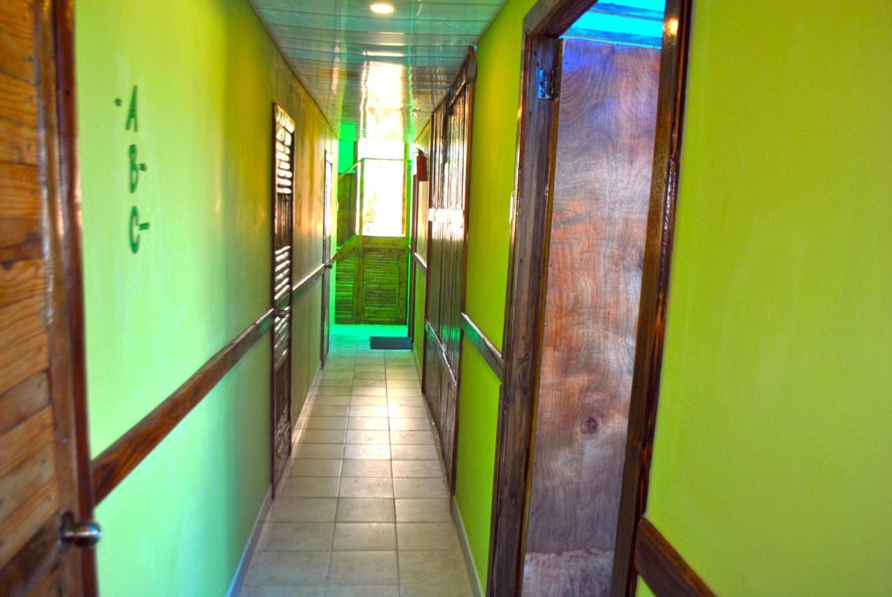 Single Bed Male Dormitory Room,754713802:JPEG