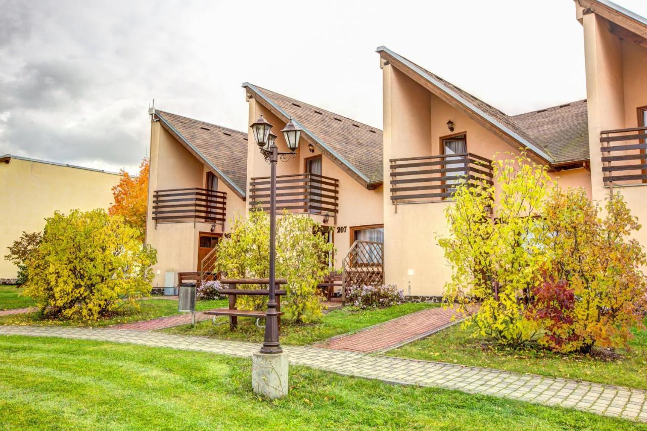 One-Bedroom Apartment with free Water park access,943346944:JPEG