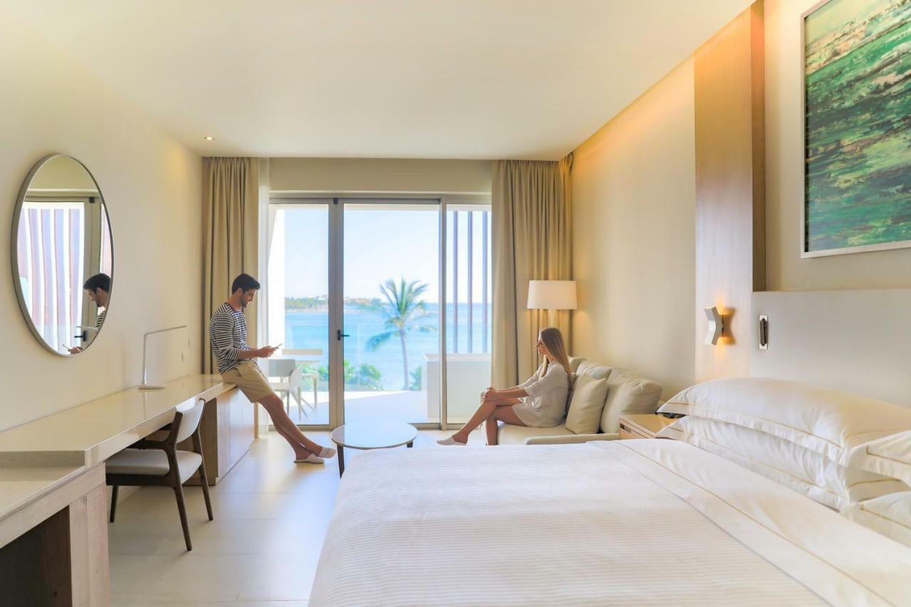Junior Suite Ocean Front Premium Level