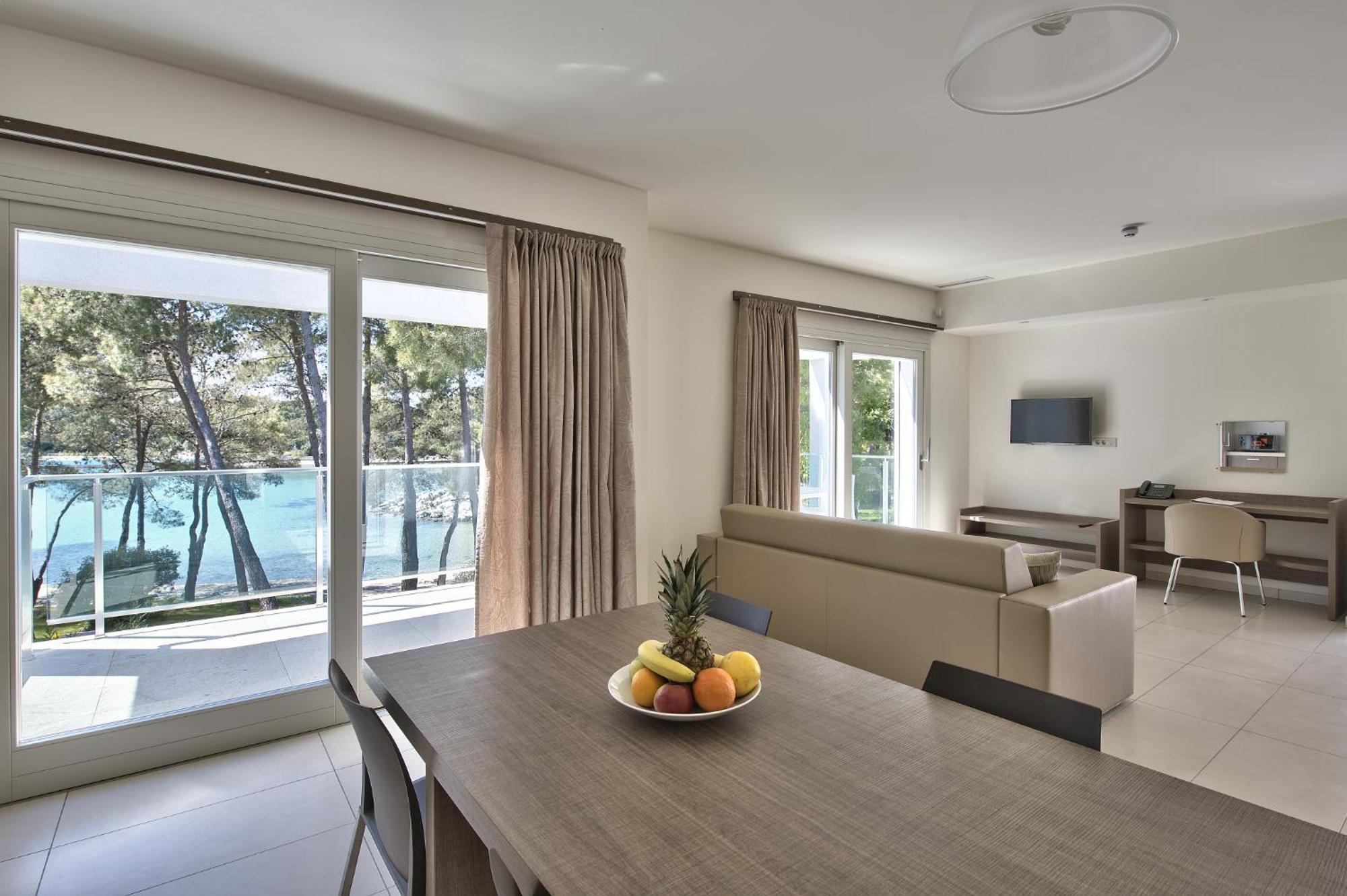 Two-Bedroom Apartment - Sea Side View,959682676:JPEG