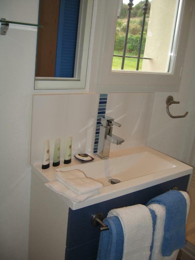 Chambre Double - Vue sur Piscine