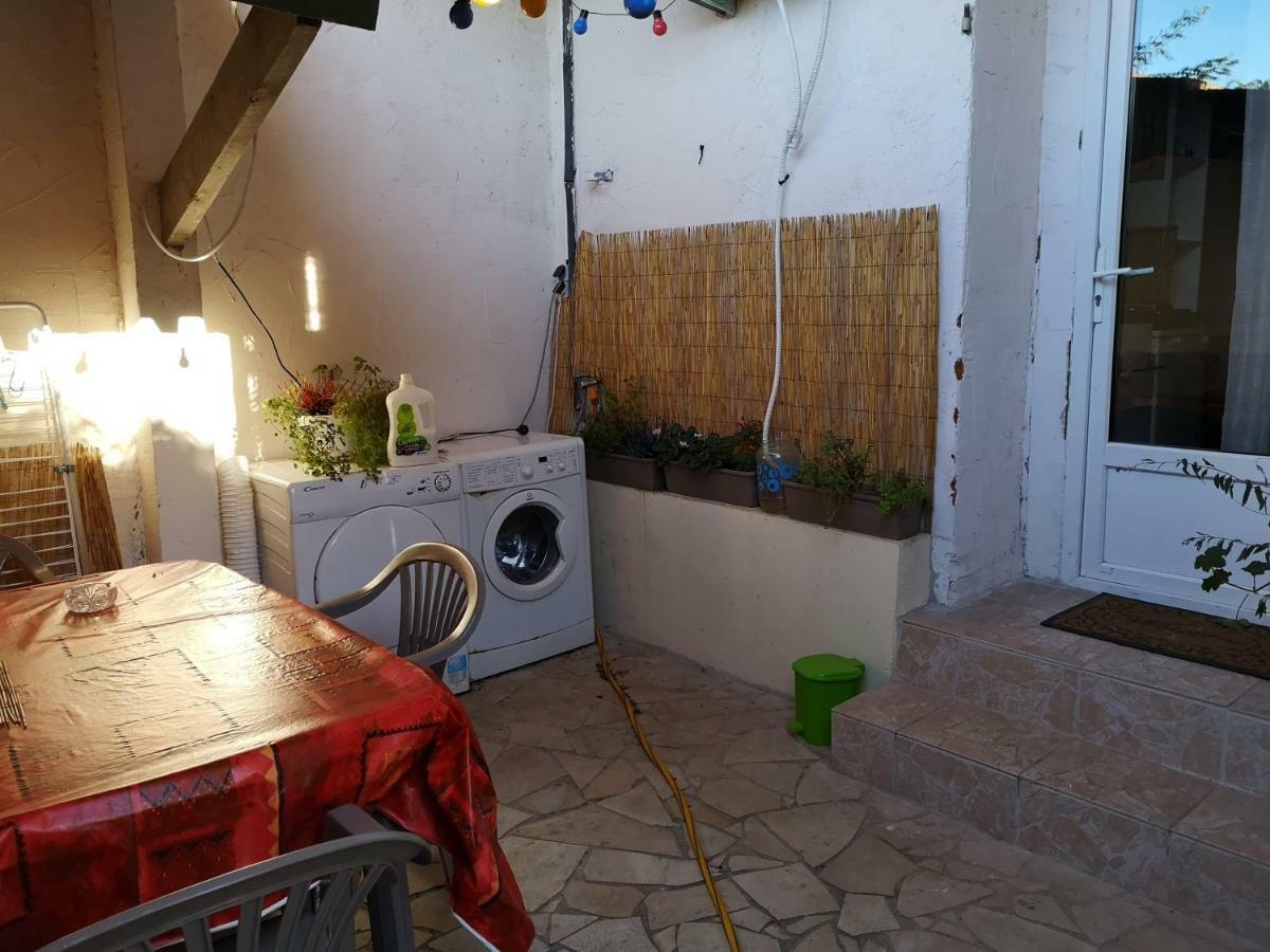 Studio Apartment,893738596:JPEG