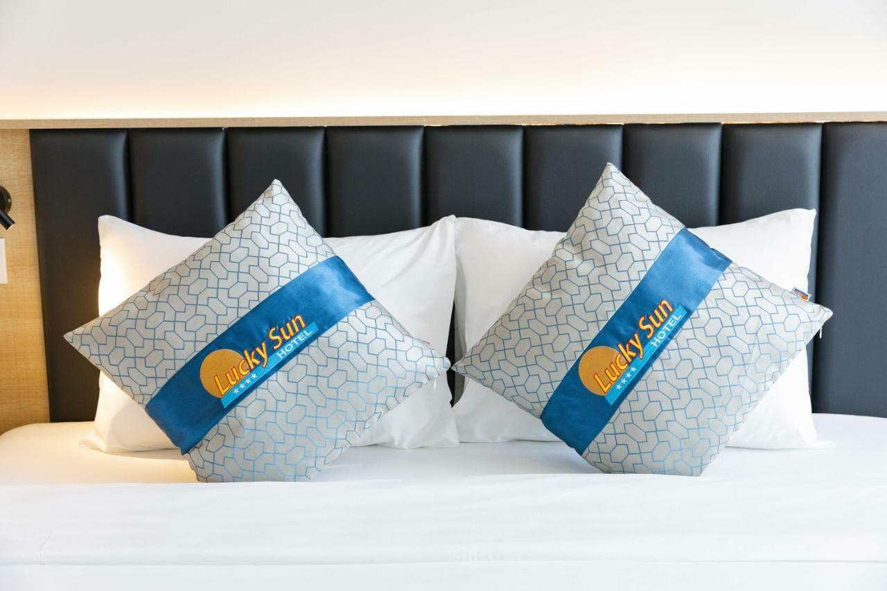 Deluxe Double Room with City View,1499582356:JPEG