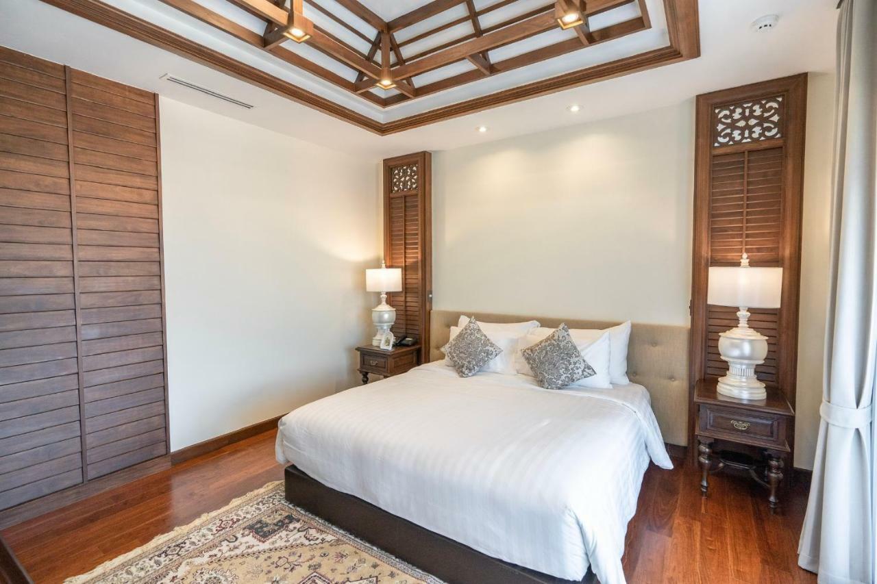 Executive Suite with Bathtub Room