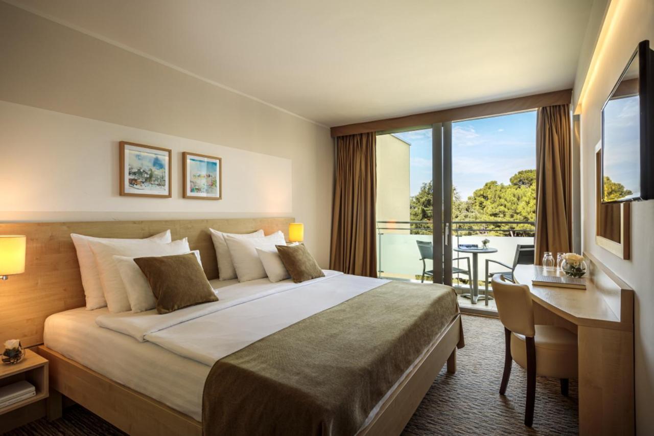 Room for 2