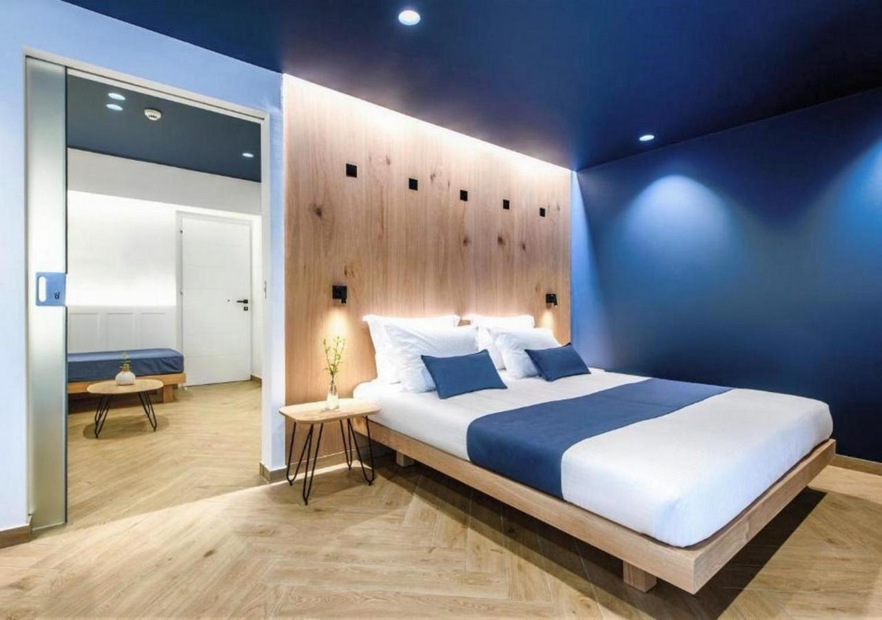 Chambre Familiale Supérieure - Vue sur Piscine ou Mer