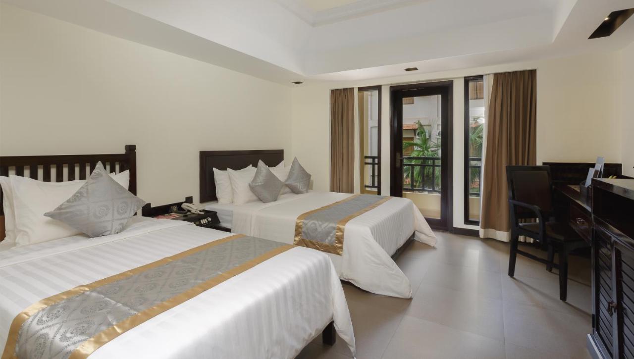 Deluxe Family Room