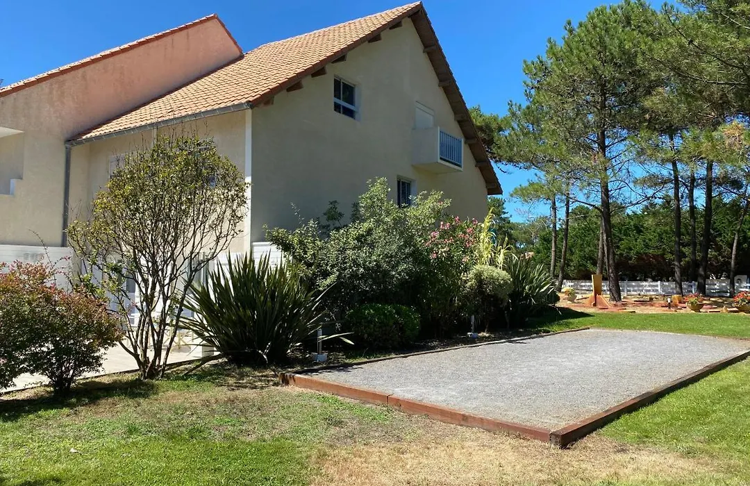 Les Vagues Logis Hôtel-1